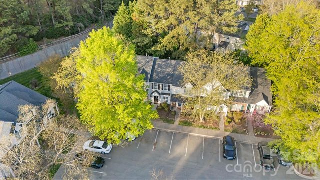 12318 Hennigan Place Lane, Charlotte, NC 28214