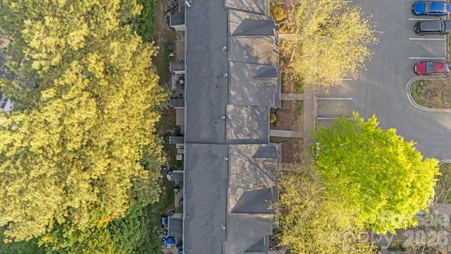 12318 Hennigan Place Lane, Charlotte, NC 28214