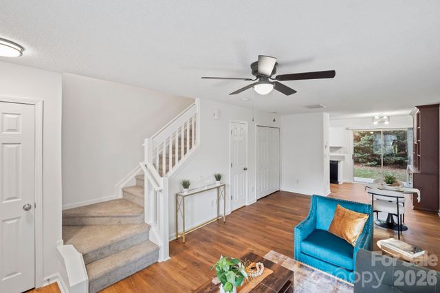 12318 Hennigan Place Lane, Charlotte, NC 28214