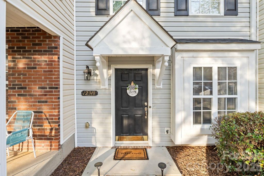 12318 Hennigan Place Lane, Charlotte, NC 28214