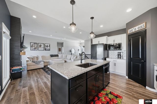 766 W Panorama Drive, Lincoln, NE 68523