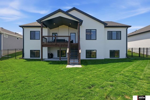 766 W Panorama Drive, Lincoln, NE 68523