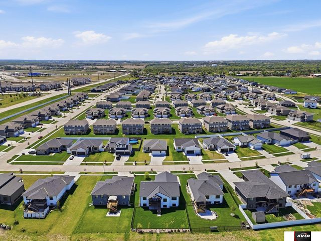 766 W Panorama Drive, Lincoln, NE 68523