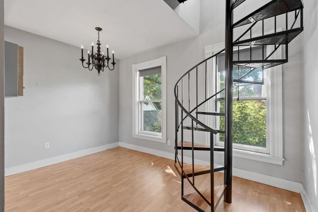 112 Western Avenue N 5, Saint Paul, MN 55102