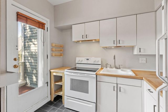 112 Western Avenue N 5, Saint Paul, MN 55102