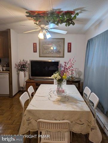 1514 CLOVER RD, Long Pond, PA 18334