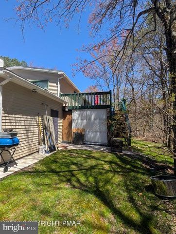 1514 CLOVER RD, Long Pond, PA 18334
