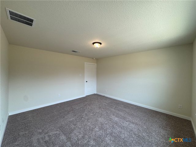 2012 Meridian Loop, Temple, TX 76504