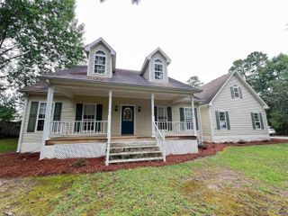 206 Long Leaf Trail, Byron, GA 31008