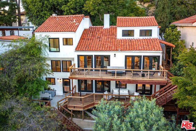 3323 N Knoll Drive, Los Angeles, CA 90068