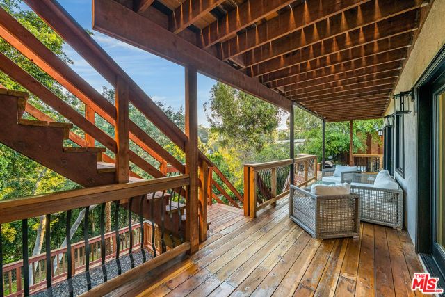 3323 N Knoll Drive, Los Angeles, CA 90068
