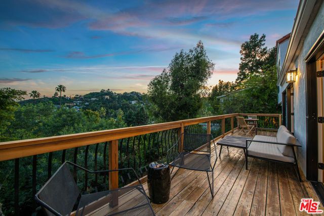 3323 N Knoll Drive, Los Angeles, CA 90068