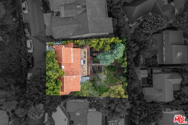 3323 N Knoll Drive, Los Angeles, CA 90068