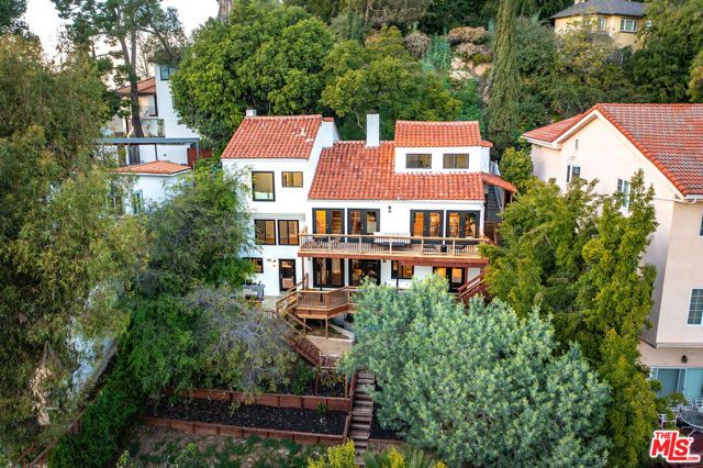 3323 N Knoll Drive, Los Angeles, CA 90068