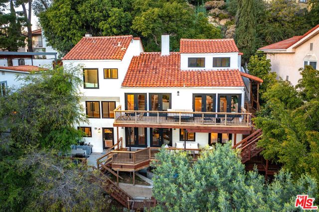 3323 N Knoll Drive, Los Angeles, CA 90068