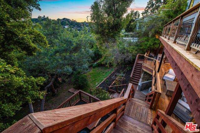 3323 N Knoll Drive, Los Angeles, CA 90068