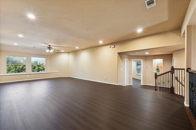 2306 Scarlatti Drive, Pearland, TX 77581