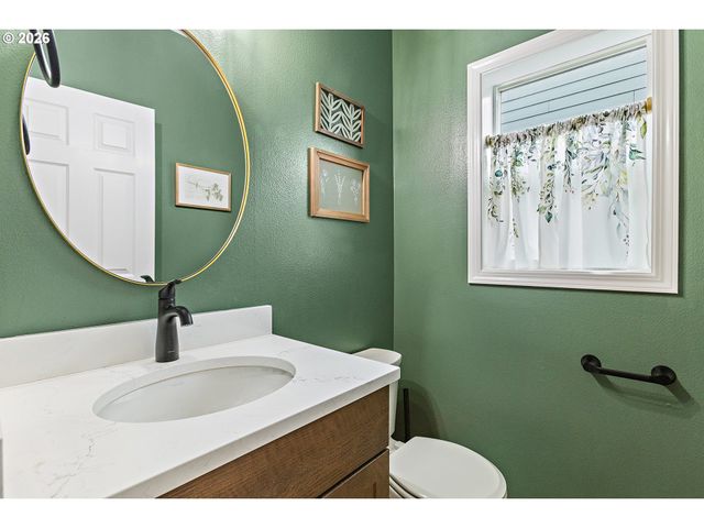 405 BLUE JAY Ave, Forest Grove, OR 97116