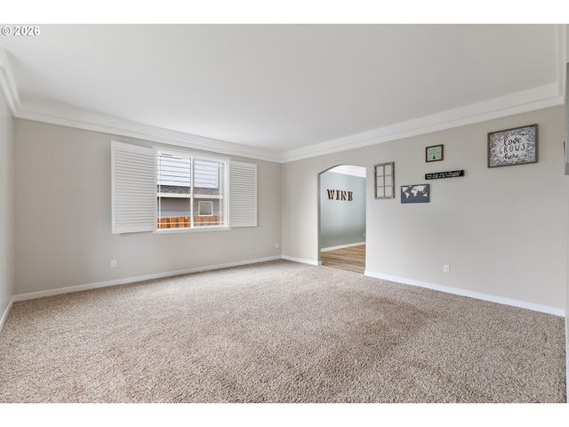 405 BLUE JAY Ave, Forest Grove, OR 97116