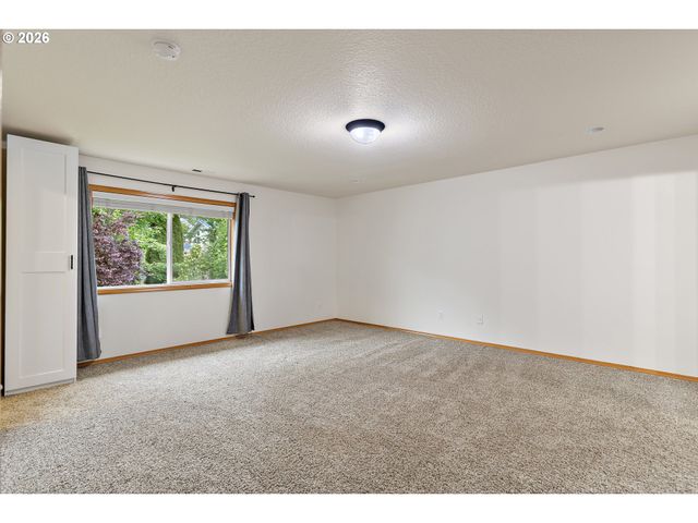 405 BLUE JAY Ave, Forest Grove, OR 97116