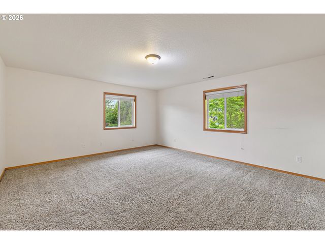 405 BLUE JAY Ave, Forest Grove, OR 97116