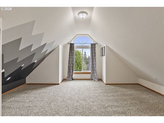405 BLUE JAY Ave, Forest Grove, OR 97116