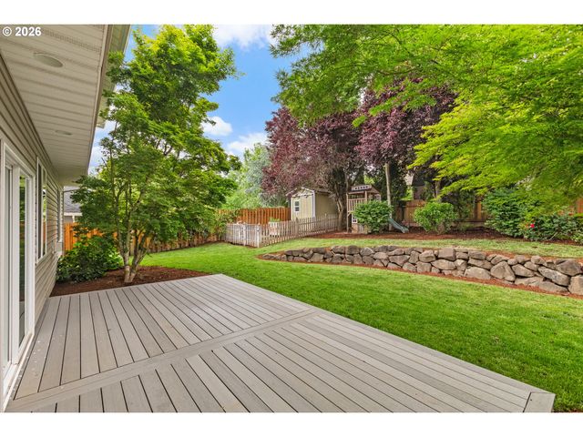 405 BLUE JAY Ave, Forest Grove, OR 97116