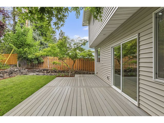 405 BLUE JAY Ave, Forest Grove, OR 97116