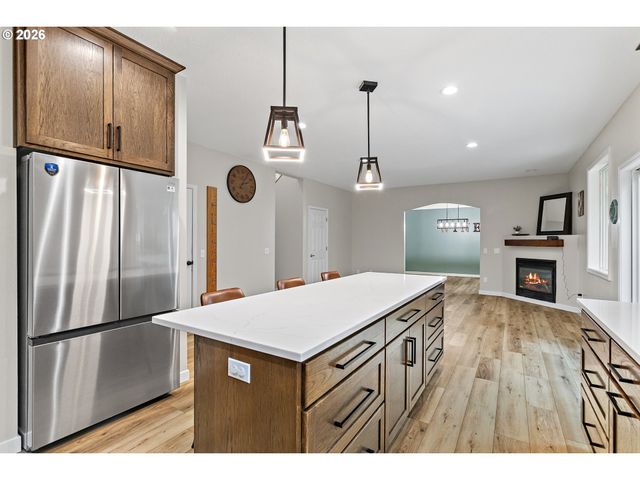 405 BLUE JAY Ave, Forest Grove, OR 97116