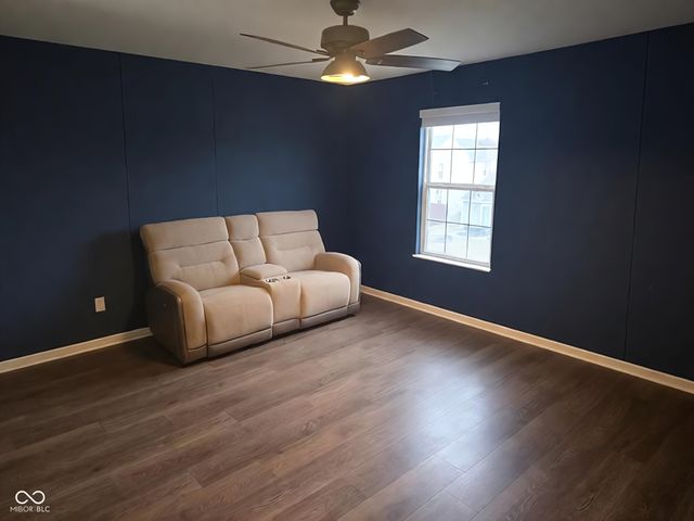 3341 Enclave Crossing, Greenwood, IN 46143