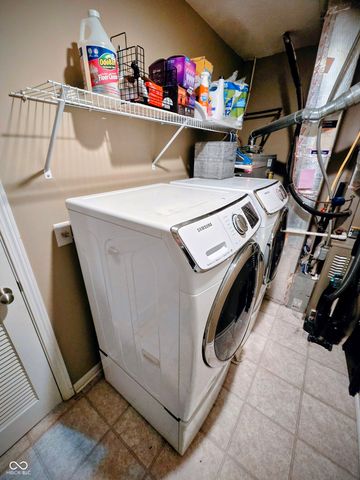 3341 Enclave Crossing, Greenwood, IN 46143