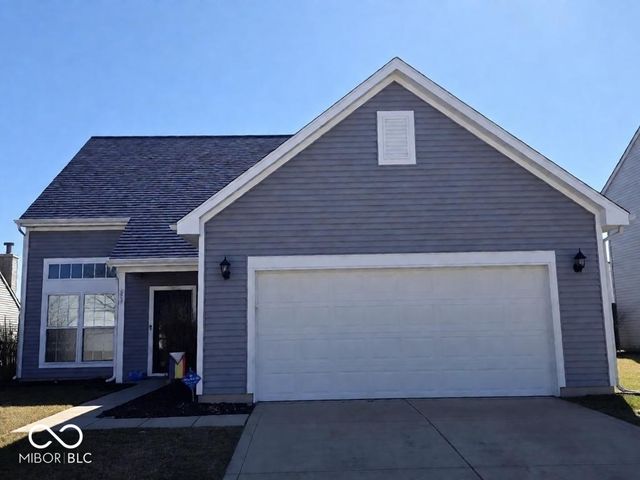 3341 Enclave Crossing, Greenwood, IN 46143