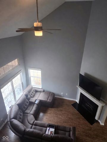 3341 Enclave Crossing, Greenwood, IN 46143