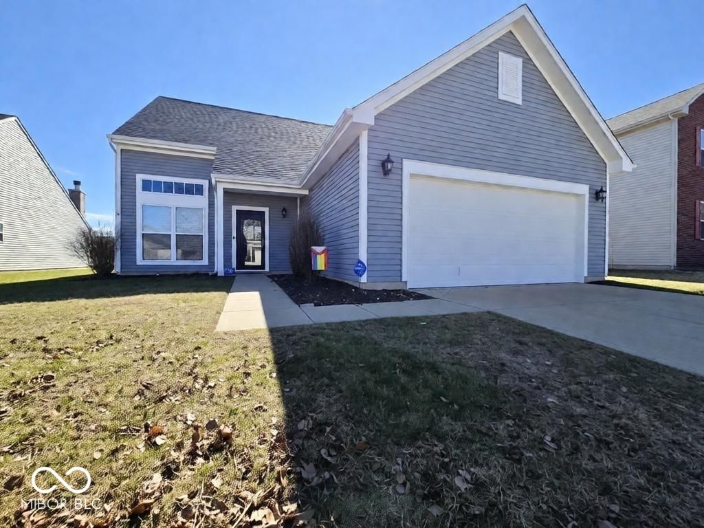 3341 Enclave Crossing, Greenwood, IN 46143