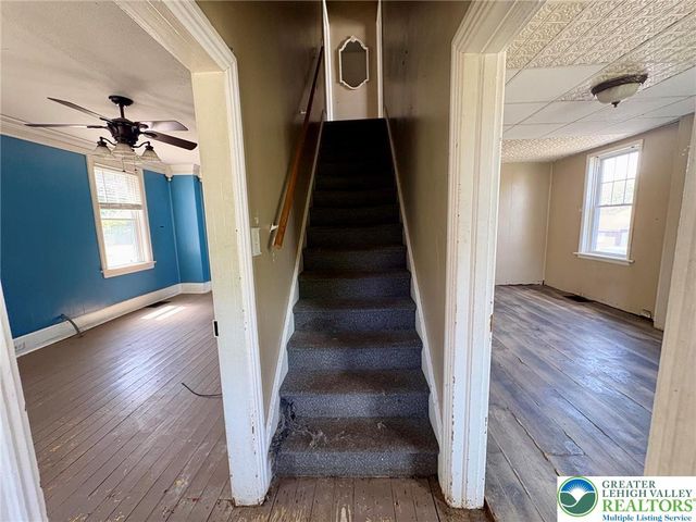 2879 Cemetery Street, Washington Twp, PA 18080