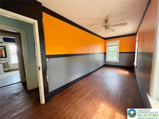 2879 Cemetery Street, Washington Twp, PA 18080