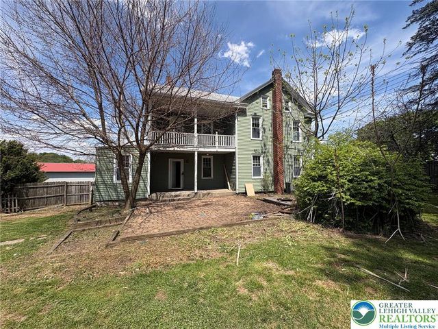 2879 Cemetery Street, Washington Twp, PA 18080