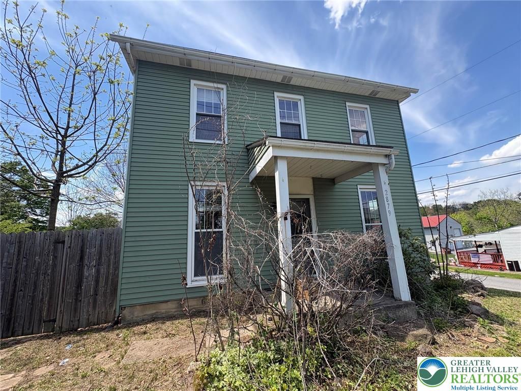 2879 Cemetery Street, Washington Twp, PA 18080