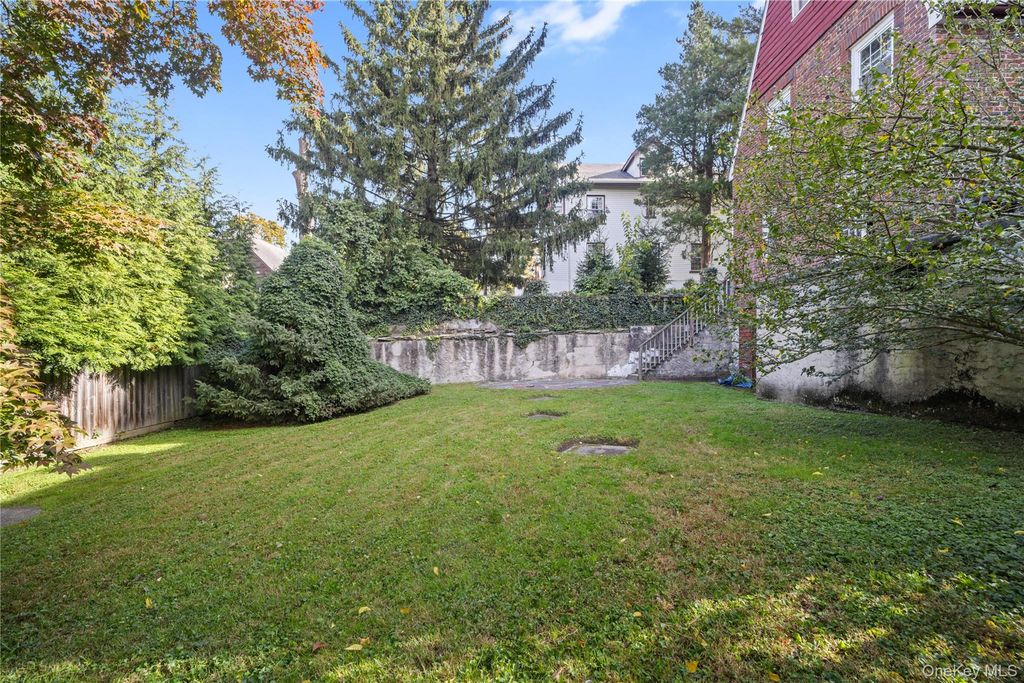 31 aka 33 Cross Street, Bronxville, NY 10708 — photo 3