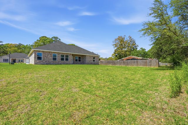 2801 Blackbird Court, Crestview, FL 32539