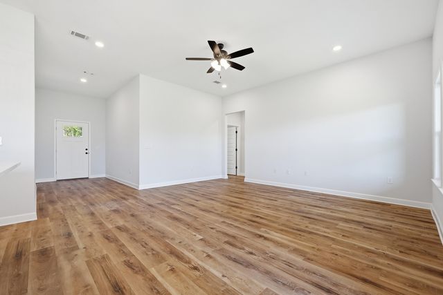 2801 Blackbird Court, Crestview, FL 32539