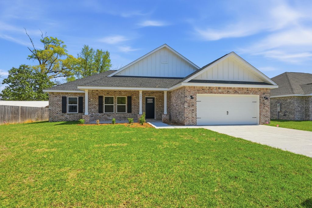 2801 Blackbird Court, Crestview, FL 32539