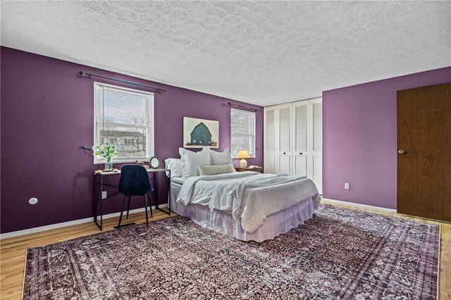 12 Carriage Court, Farmington, NY 14425