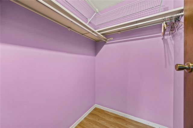 12 Carriage Court, Farmington, NY 14425