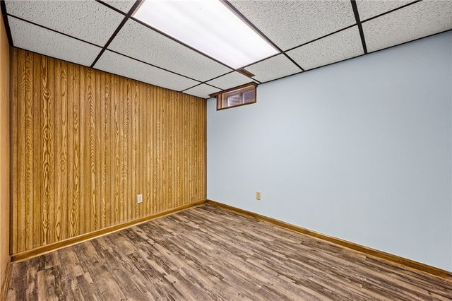 12 Carriage Court, Farmington, NY 14425