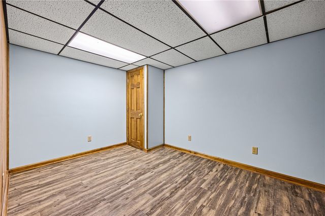 12 Carriage Court, Farmington, NY 14425