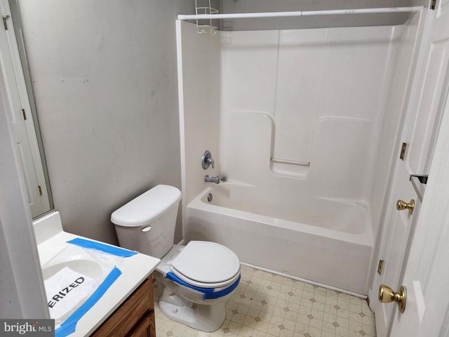 50 CURRITUCK CT, Bunker Hill, WV 25413