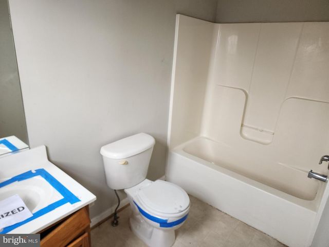 50 CURRITUCK CT, Bunker Hill, WV 25413