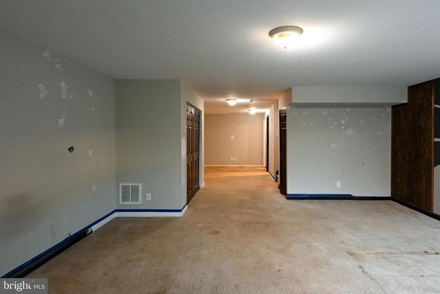 50 CURRITUCK CT, Bunker Hill, WV 25413