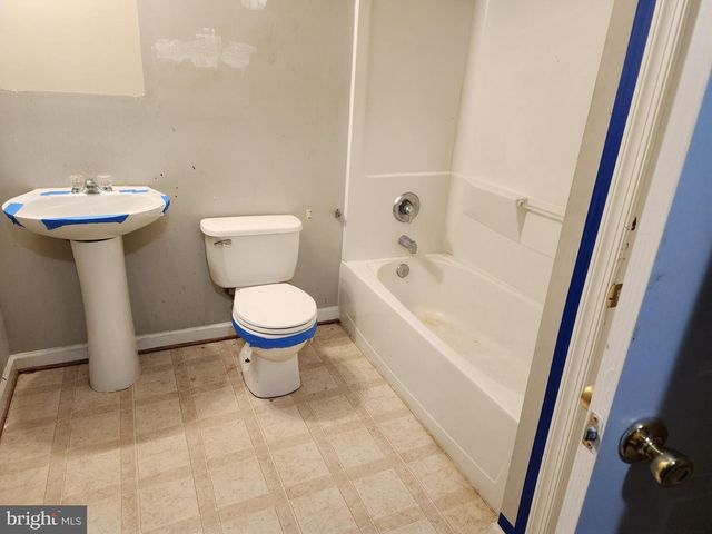 50 CURRITUCK CT, Bunker Hill, WV 25413